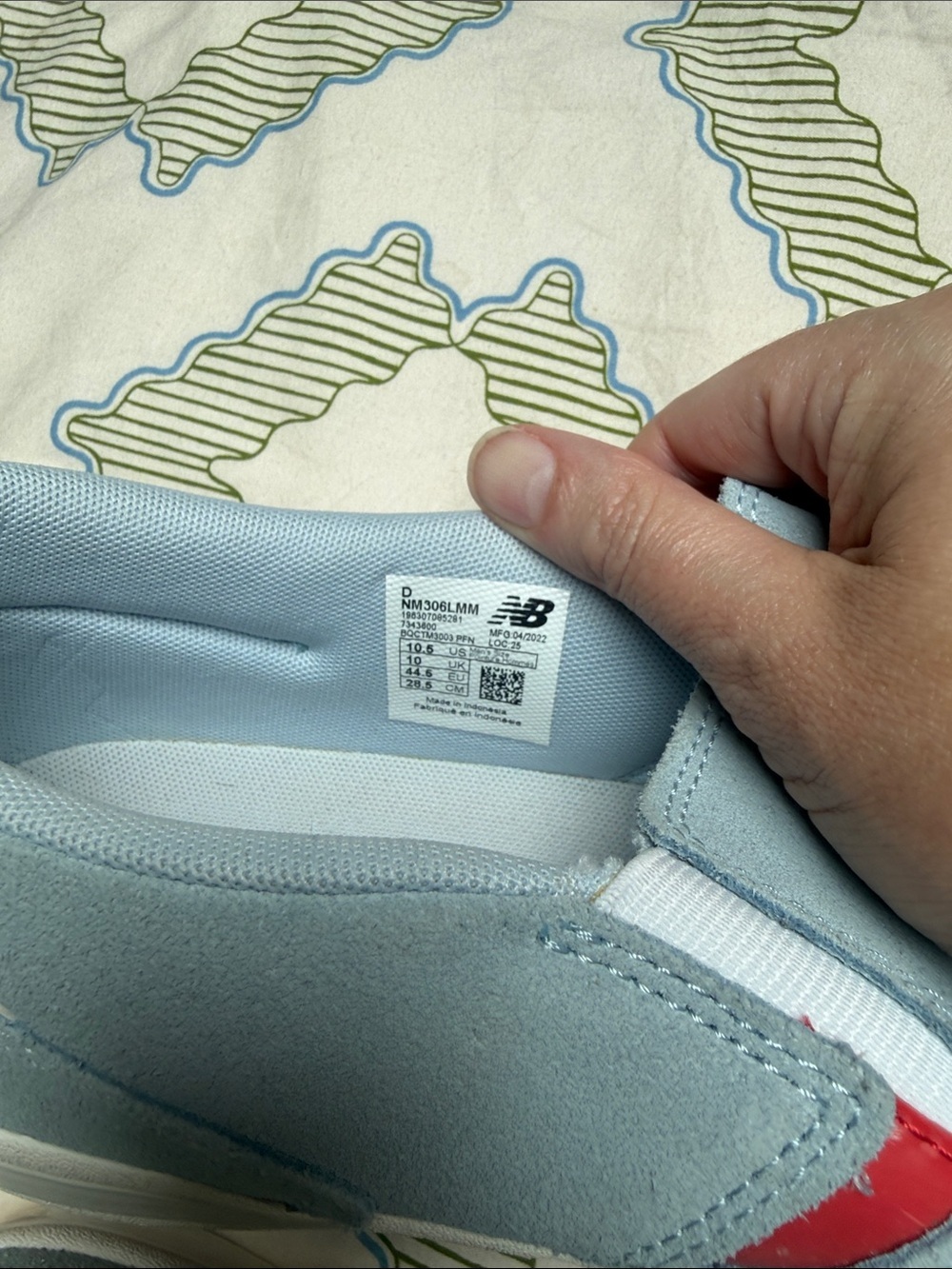 New Balance Men's Slip-On Casual Loafers in Light Blue - Picture 4 of 6